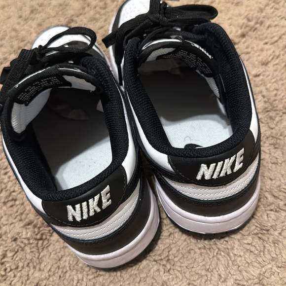 Panda dunks - Picture 3 of 5